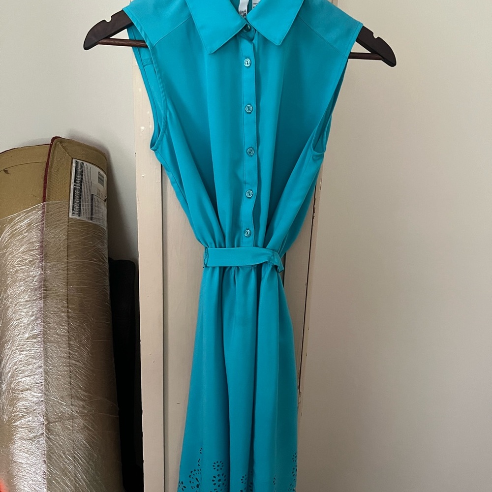 Sleeveless Turquoise Dress